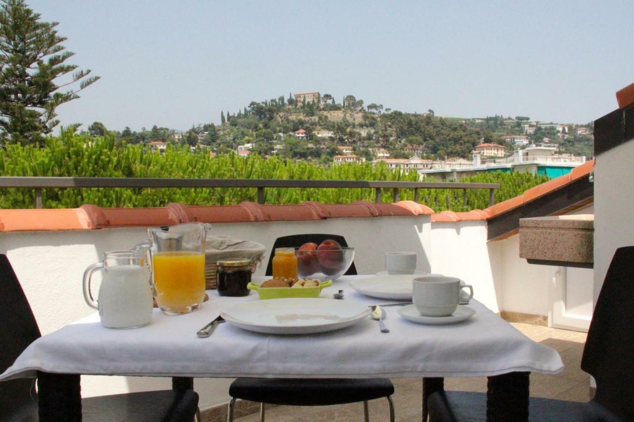 Bordighera Design Penthouse Bagian luar foto
